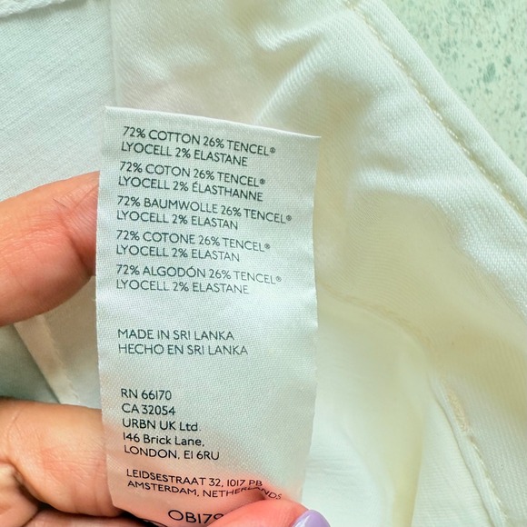 Pilcro Anthropology Sz 33 Womens Off White Frayed Hem Stretch Pockets Pants - Picture 3 of 10